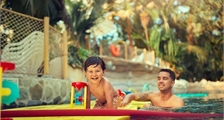 Bébés nageurs à Center Parcs Le Bois aux Daims