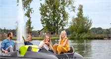 Bateau à pédales à Center Parcs De Huttenheugte