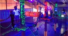 Blacklight High Adventure Experience (en intérieur) à Center Parcs Port Zélande