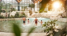 Piscine à vagues à Center Parcs Les Trois Forêts